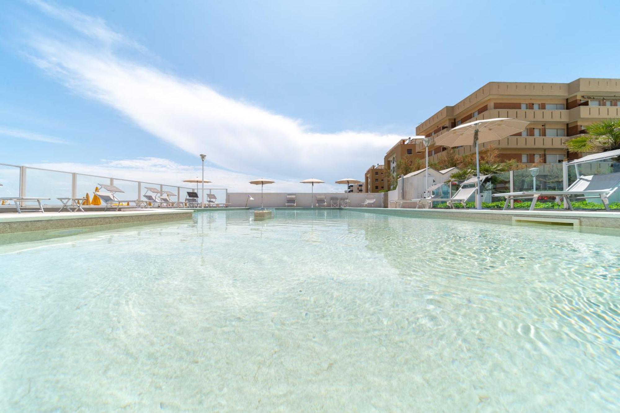 Hotel Casadei Fano Exterior photo